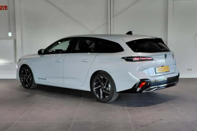 Peugeot 308 (2025) thumbnail 6