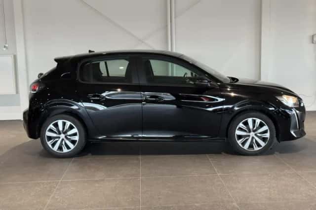 Peugeot 208 (2023) thumbnail 4