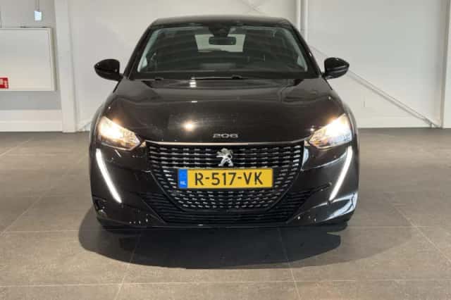Peugeot 208 (2023) thumbnail 2