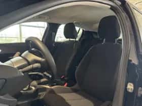 Peugeot 208 (2023) thumbnail 9