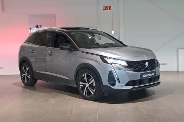 Peugeot 3008 (2022) thumbnail 3