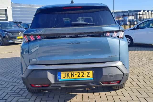 Peugeot 5008 (2025) thumbnail 5