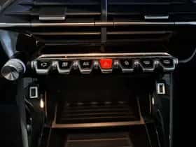 Peugeot 208 (2022) thumbnail 13