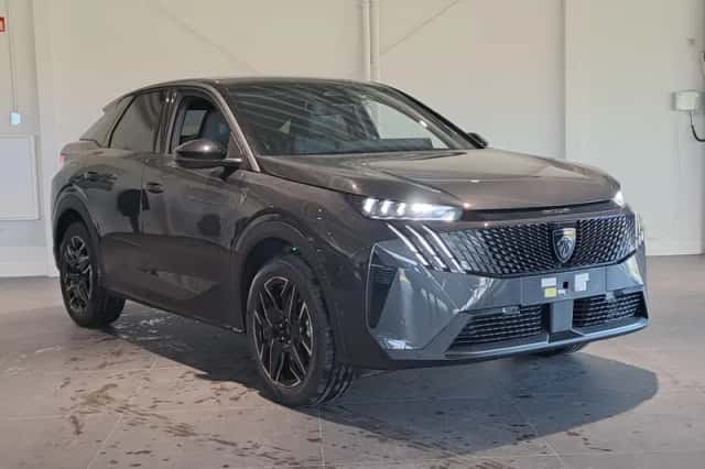 Peugeot 3008 (2025) thumbnail 3