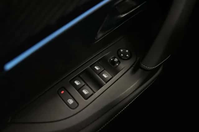 Peugeot e-2008 (2023) thumbnail 23