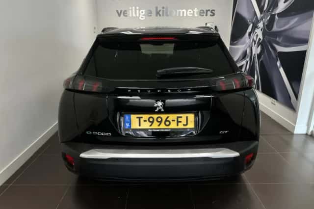 Peugeot e-2008 (2023) thumbnail 4