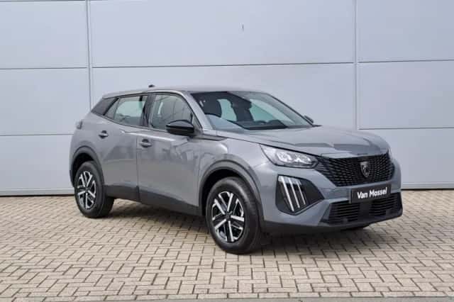 Peugeot 2008 (2024) thumbnail 4