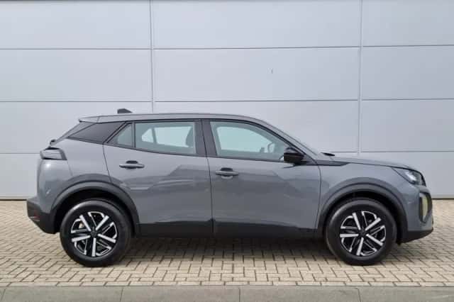 Peugeot 2008 (2024) thumbnail 5
