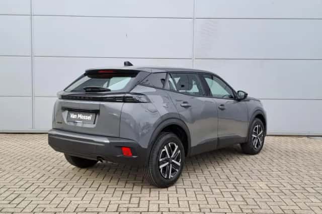 Peugeot 2008 (2024) thumbnail 6