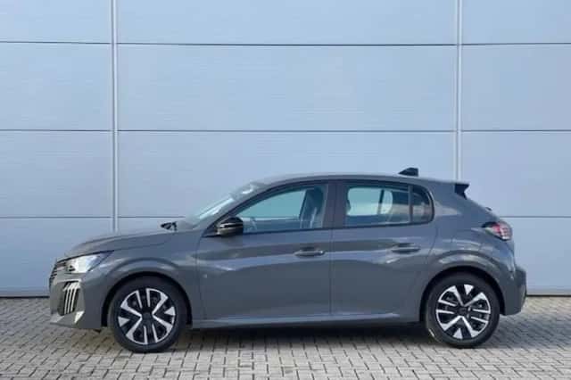Peugeot 208 (2024) thumbnail 6