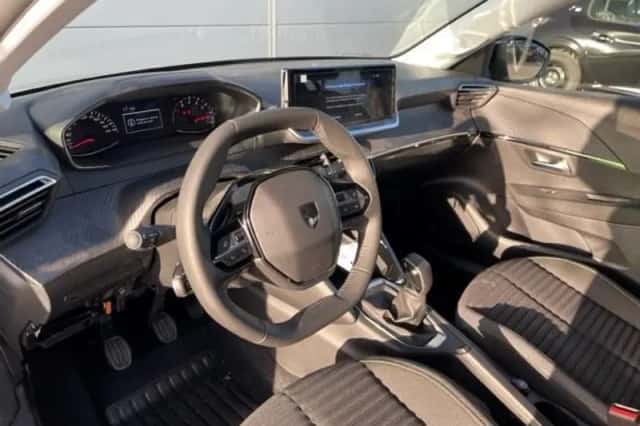 Peugeot 208 (2024) thumbnail 10