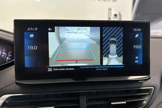 Peugeot 3008 (2022) thumbnail 13