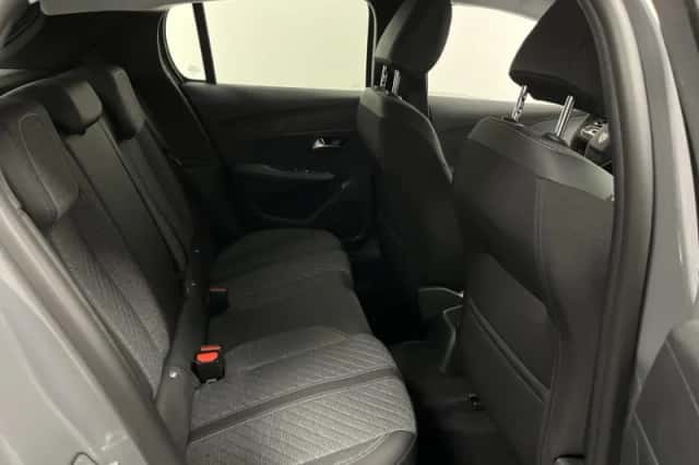 Peugeot 208 (2024) thumbnail 7