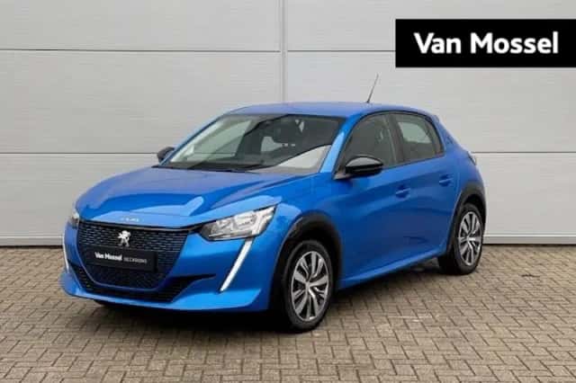 Peugeot e-208 (2023) thumbnail 1