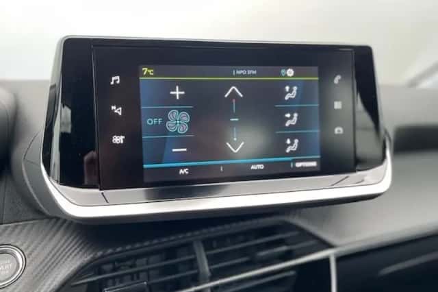 Peugeot e-208 (2023) thumbnail 20