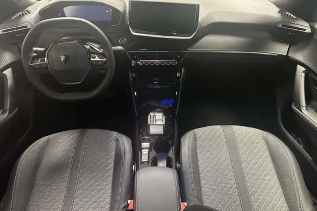 Peugeot e-2008 (2024) thumbnail 9