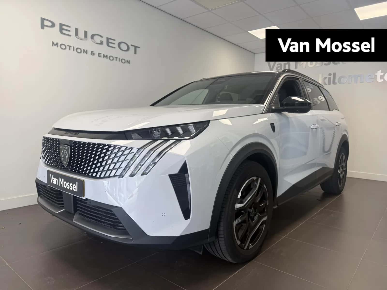 Peugeot 5008 (2025) — foto 1