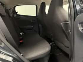 Peugeot 108 (2021) thumbnail 6