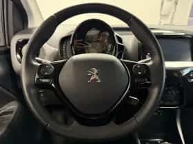 Peugeot 108 (2021) thumbnail 9