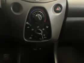 Peugeot 108 (2018) thumbnail 11