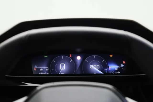 Peugeot 308 (2023) thumbnail 9