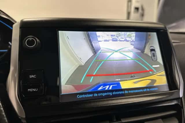 Peugeot 2008 (2019) thumbnail 10