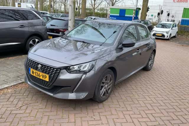 Peugeot 208 (2022) thumbnail 2