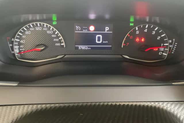 Peugeot 208 (2022) thumbnail 14