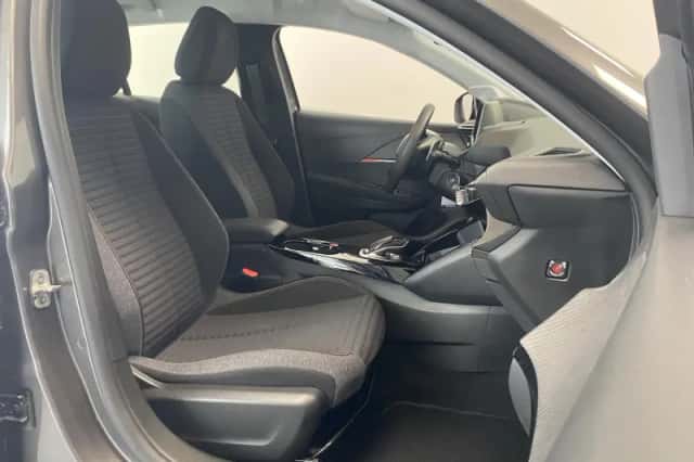 Peugeot 208 (2022) thumbnail 15