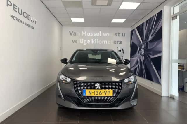 Peugeot 208 (2022) thumbnail 4