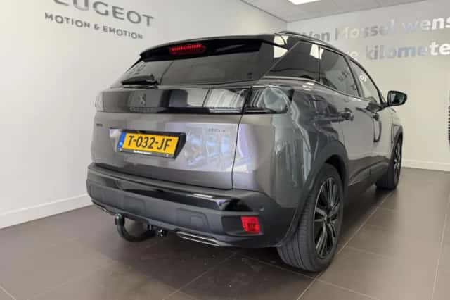 Peugeot 3008 (2023) thumbnail 3