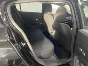Peugeot 308 (2023) thumbnail 11