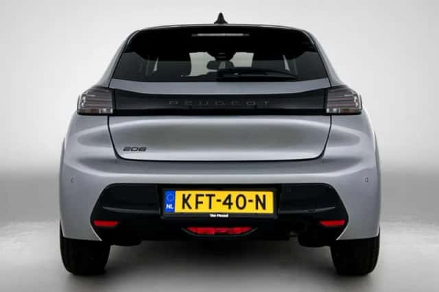 Peugeot 208 (2025) thumbnail 3