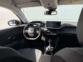 Peugeot 208 (2025) thumbnail 7