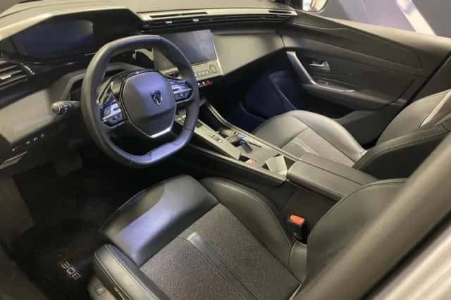 Peugeot 308 (2024) thumbnail 8