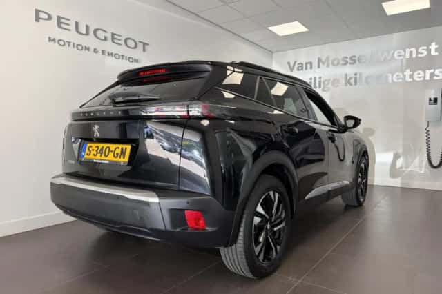 Peugeot e-2008 (2023) thumbnail 4