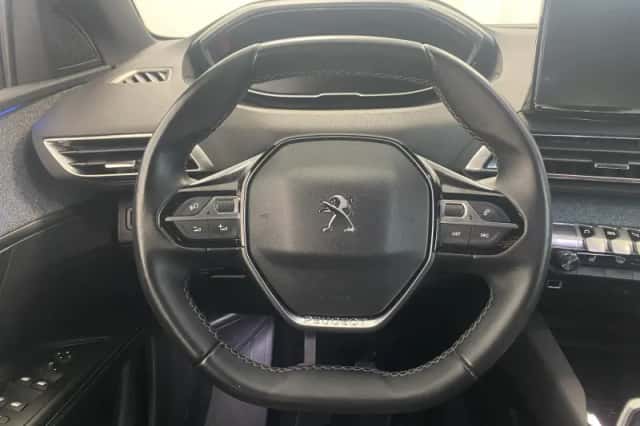 Peugeot 3008 (2023) thumbnail 11