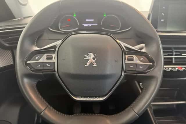 Peugeot 2008 (2022) thumbnail 10