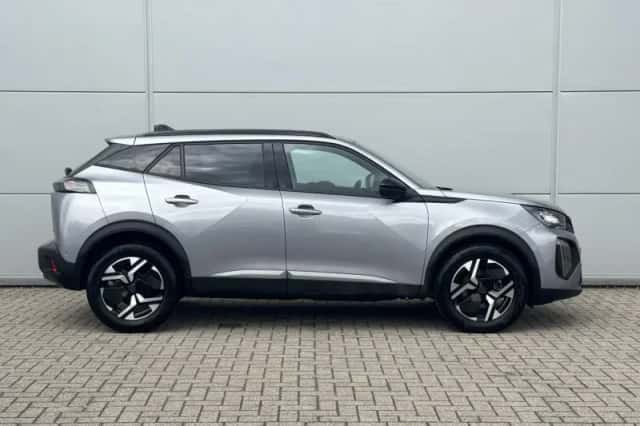 Peugeot 2008 (2025) thumbnail 6