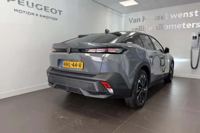Peugeot 408 (2025) thumbnail 3