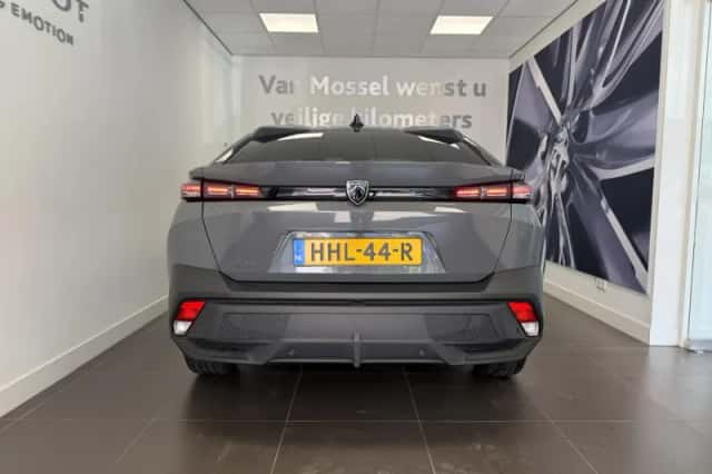 Peugeot 408 (2025) thumbnail 4