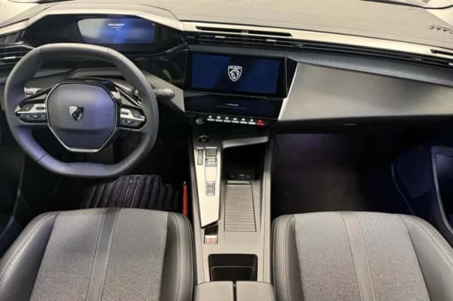Peugeot 408 (2025) thumbnail 8