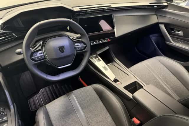 Peugeot 408 (2025) thumbnail 9