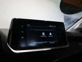 Peugeot e-208 (2024) thumbnail 16