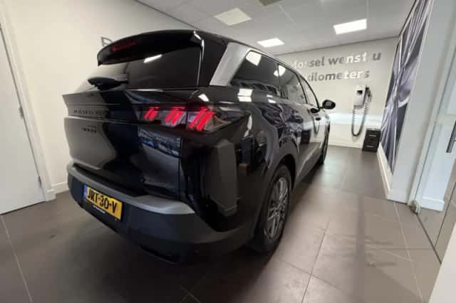 Peugeot 5008 (2026) thumbnail 3