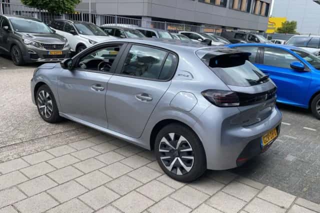 Peugeot 208 (2025) thumbnail 5