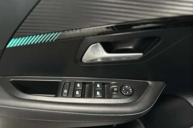 Peugeot 208 (2020) thumbnail 17