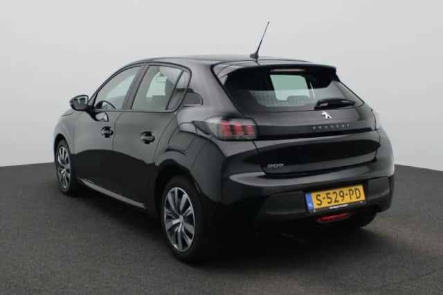 Peugeot 208 (2023) thumbnail 2
