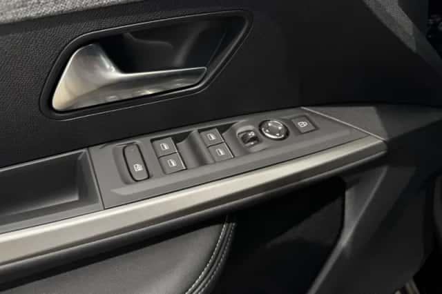 Peugeot E-5008 (2025) thumbnail 22