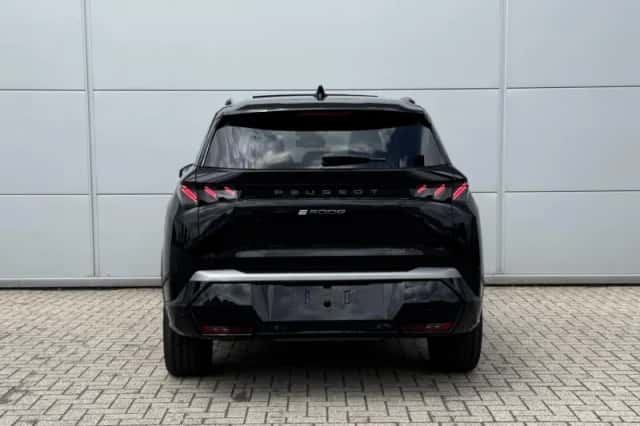 Peugeot E-5008 (2025) thumbnail 4